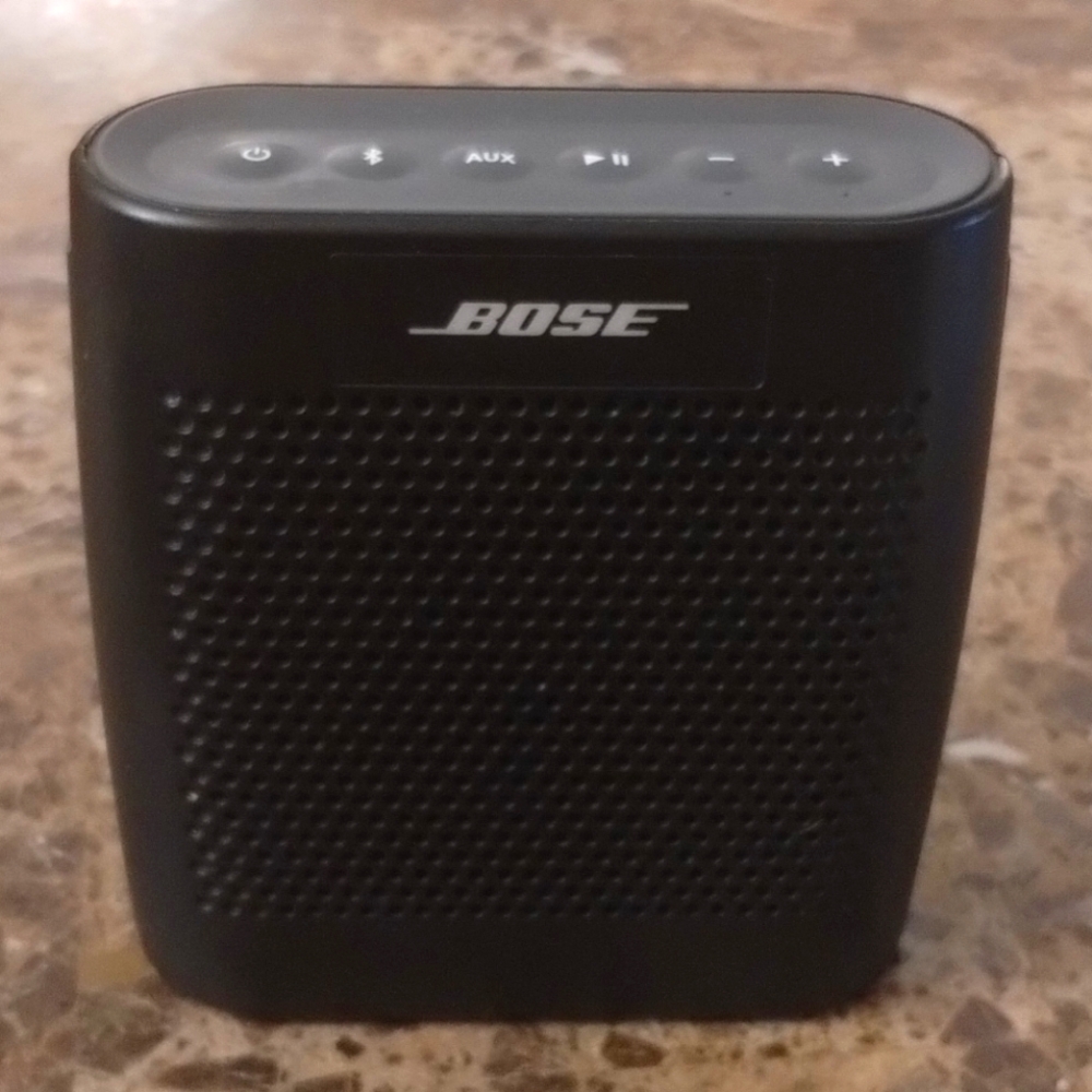 Bose Soundlink color Bluetooth speaker